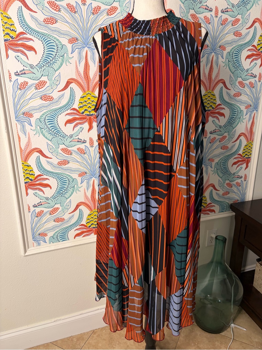 Multicolor Geometric Sleeveless Midi Dress – 18/20W